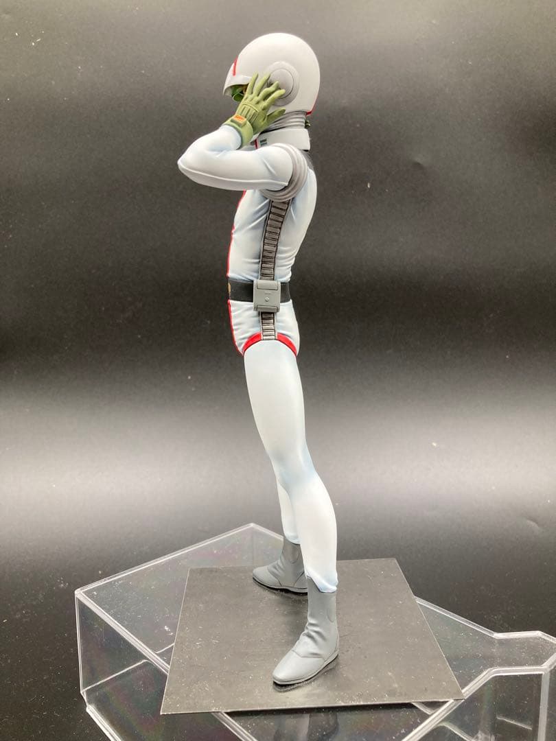 アムロ.レイ ガレージキット 全塗装済み完成品 智恵理 原型 機動戦士ガンダム