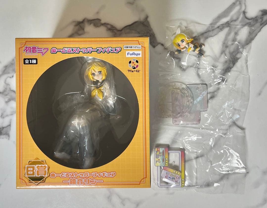 鏡音リン ぬーどるストッパー　WINDOW FIGURE フィギュア