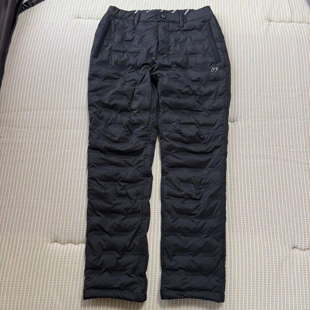 MASTER BUNNY EDITION 2024年モデル中綿ブラックパンツ