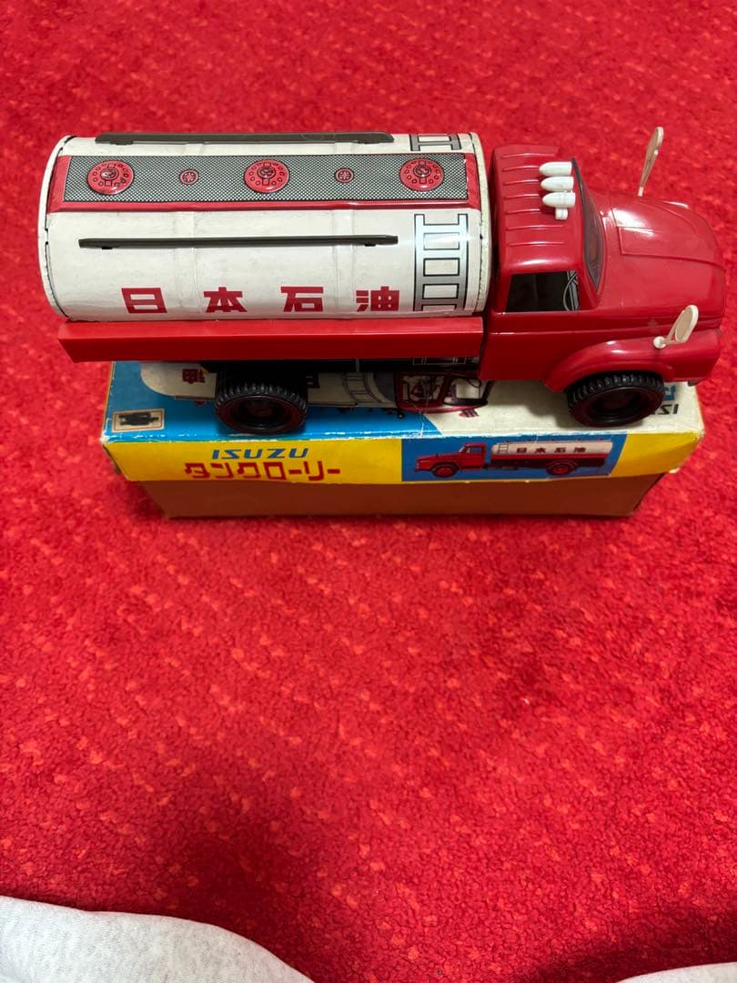 ダイヤ　ISUZUタンクローリーブリキ