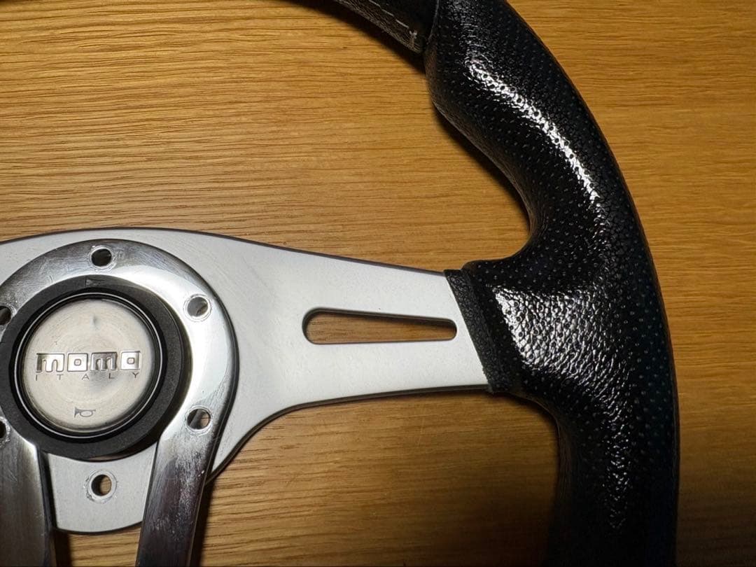 MOMO(モモ) ステアリング トレックR 35パイ BK T-5