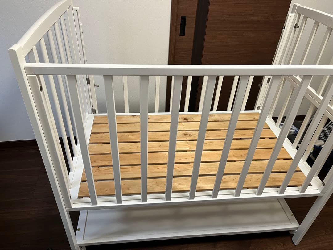 ヤマサキ　 ベビーベッド ハイタイプ　標準サイズ ツーオープン　ホワイト