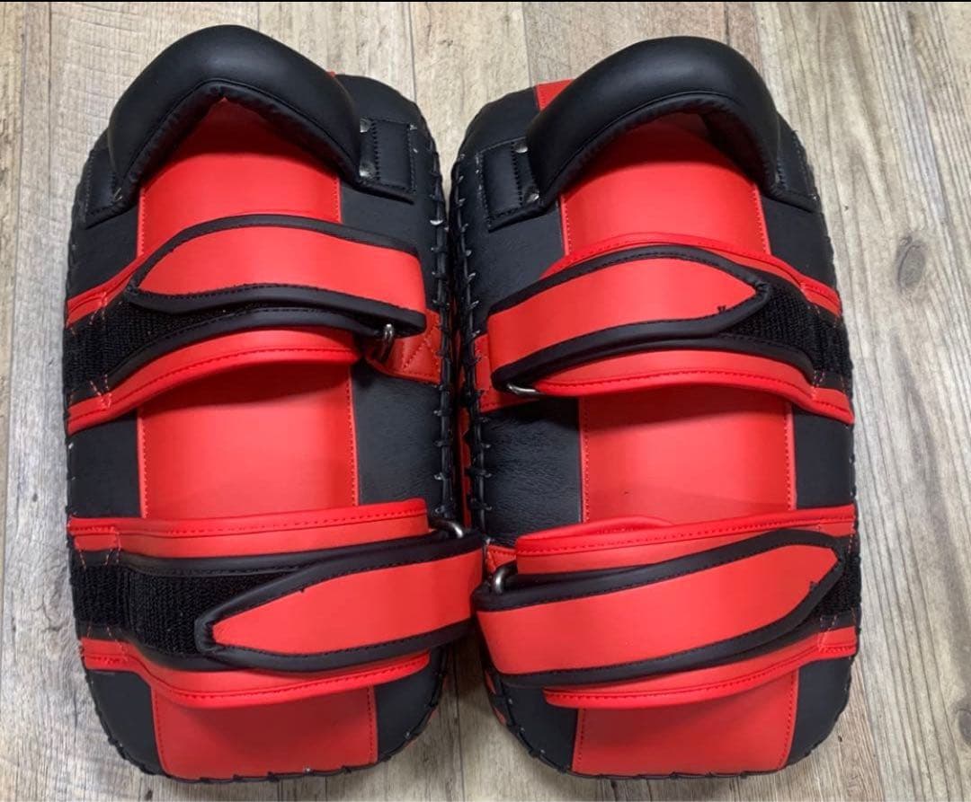 SAMURAI GYM キックミット 新品 レッド/ブラック本草
