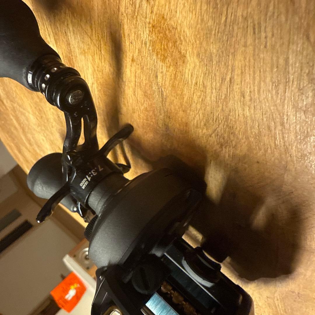 Revo Beast 41-HS-L ベイトリール