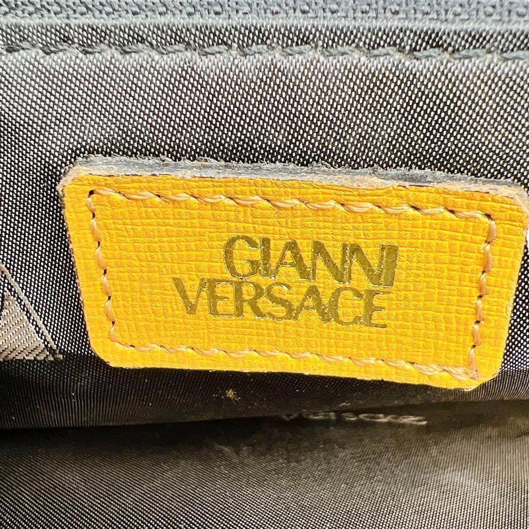GIANNI VERSACE レディース スタッズ ハンドバッグ 8667