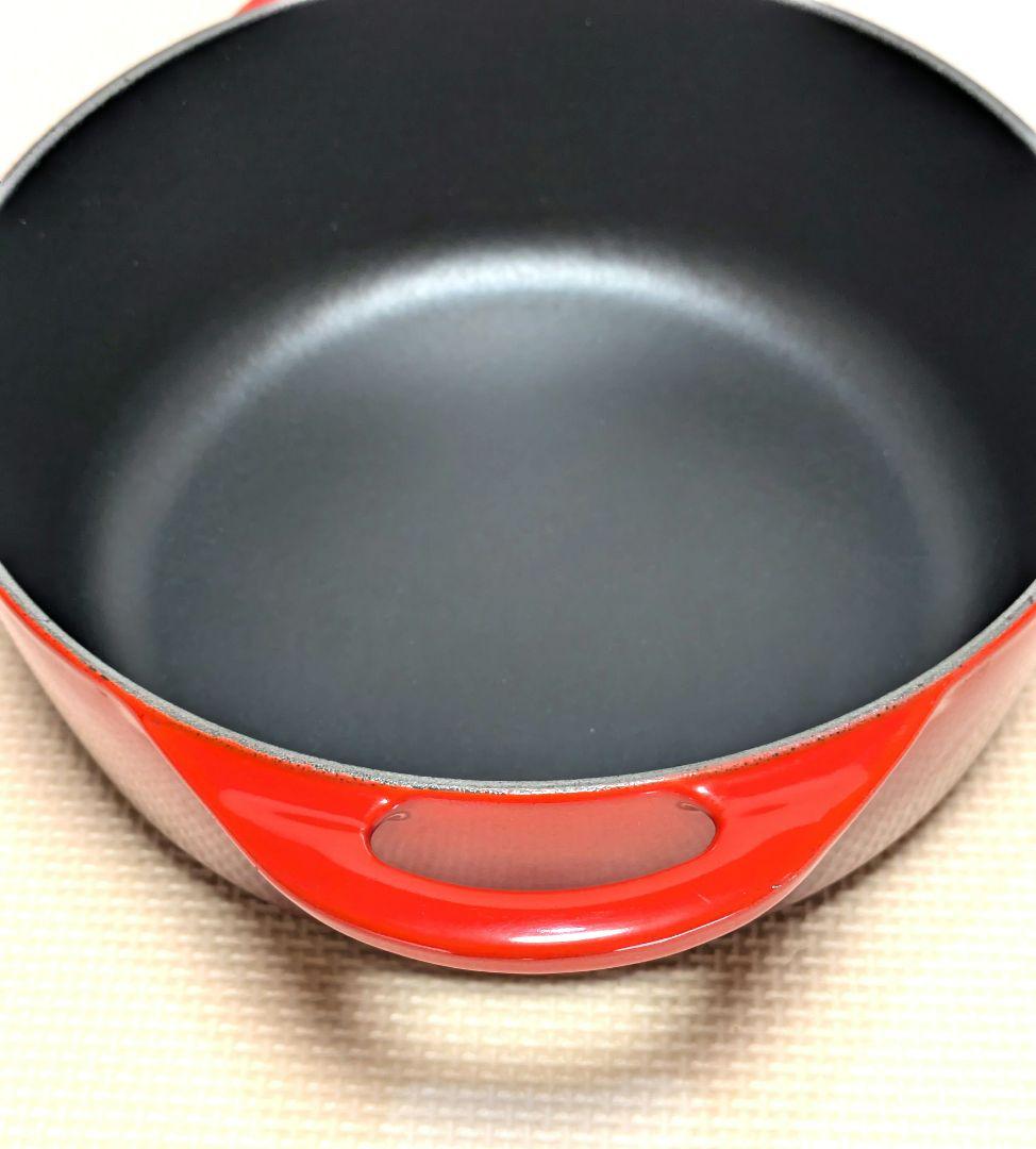 ル・クルーゼ（Le Creuset） ココット・ビス 20cm　チェリーレッド