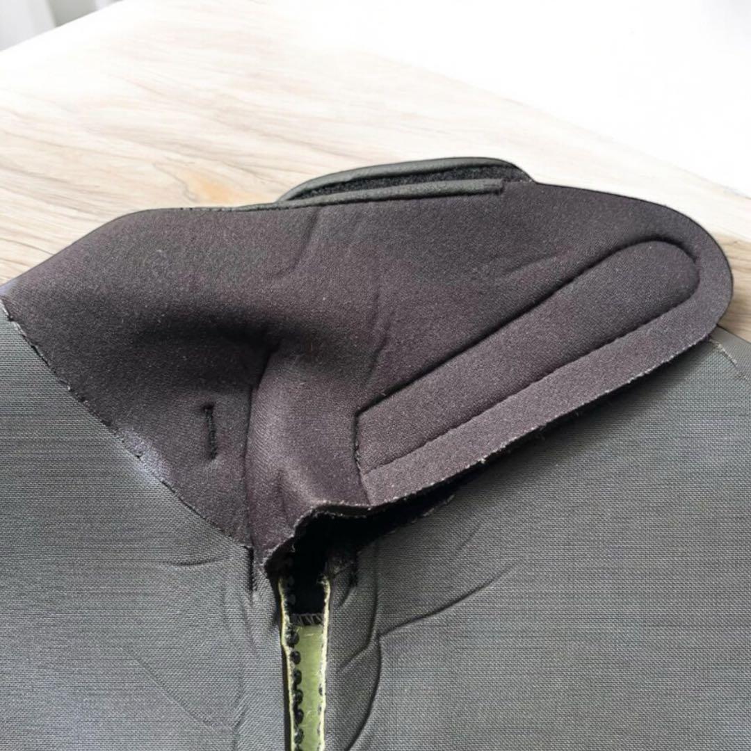 オニール SUPERFREAK BZ BLACKOUT ZIP 5mm×3mm