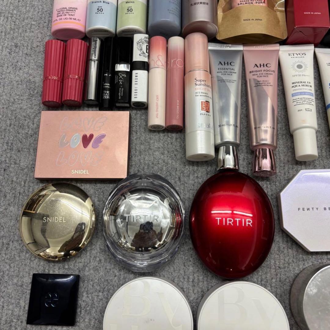 未使用品　中古品　まとめ売り　コスメ　美容　化粧品　大量　42ブランド59品