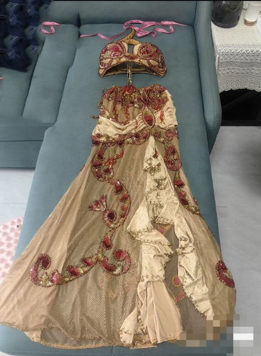 お得 美品 エジプト産ベリーダンス衣装 ブラスカートセット