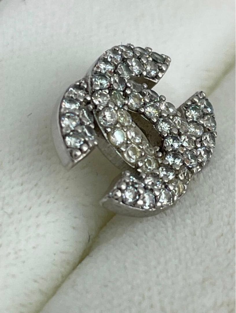 シャネル　ラインストーン　ピアス 片耳のみ