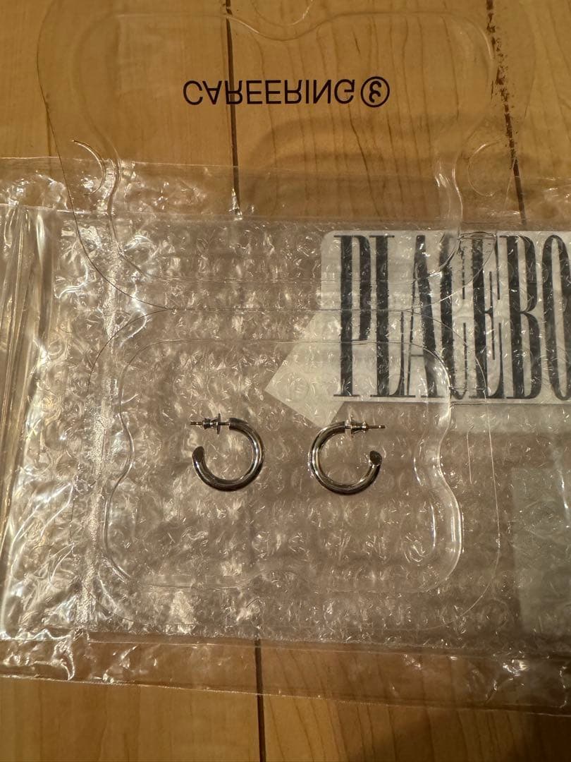 CAREERING シルバー フープピアス501 新品