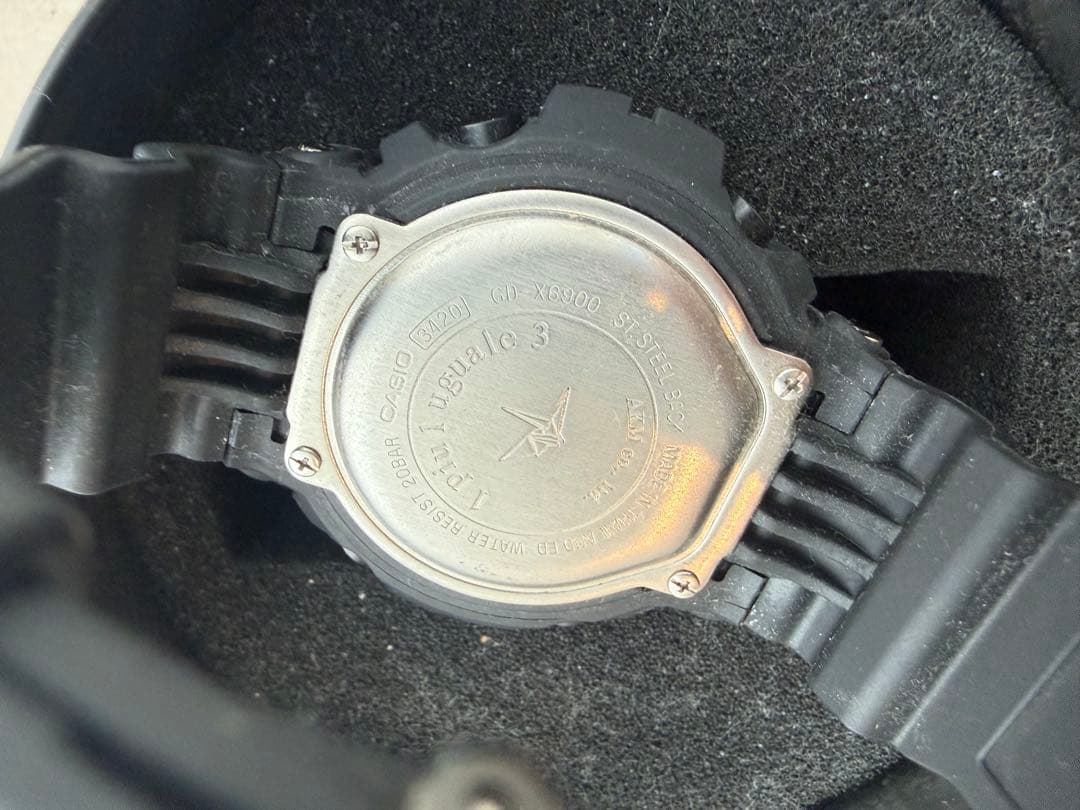 ウノピュウ　G-SHOCKコラボ　デジタル腕時計 ブラック