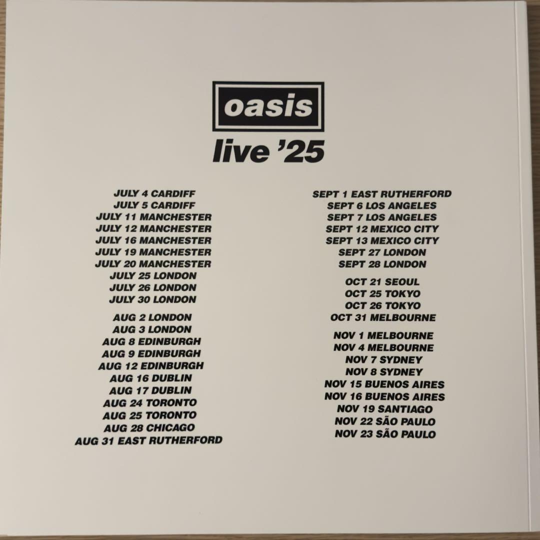 Oasis Live ’25 ツアーパンフレット