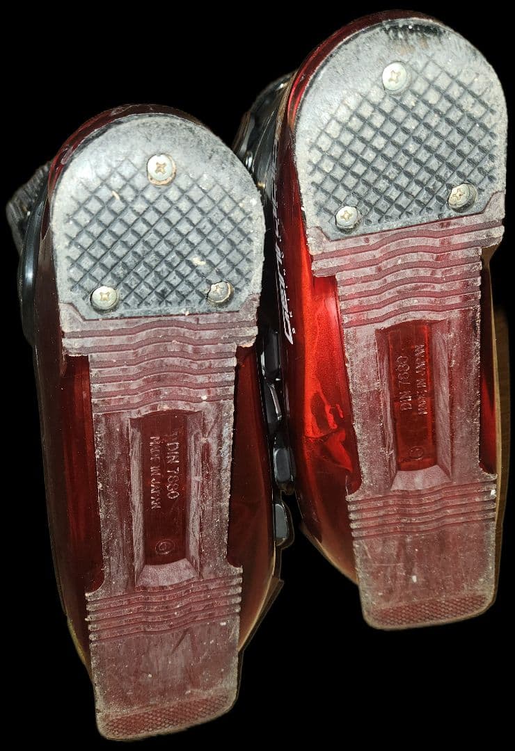 GEN FACTORY　ゲンファクトリー　バンプス8　BUMPS8　スキーブーツ