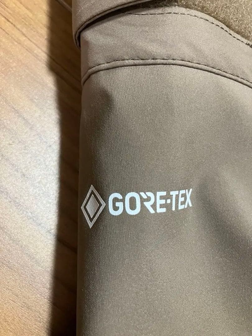 ノースフェイス　パウダーガイドライトビブ