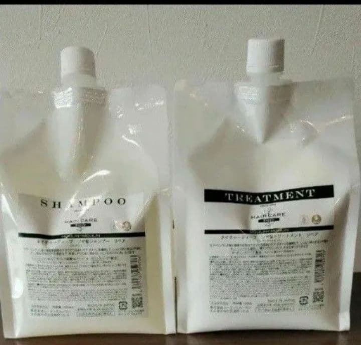 ネイチャーディープツヤ髪　シャンプー・トリートメントセット