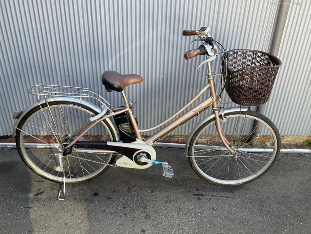 パナソニック新機種電動アシスト自転車vivi26インチシルバー系アルミボディー