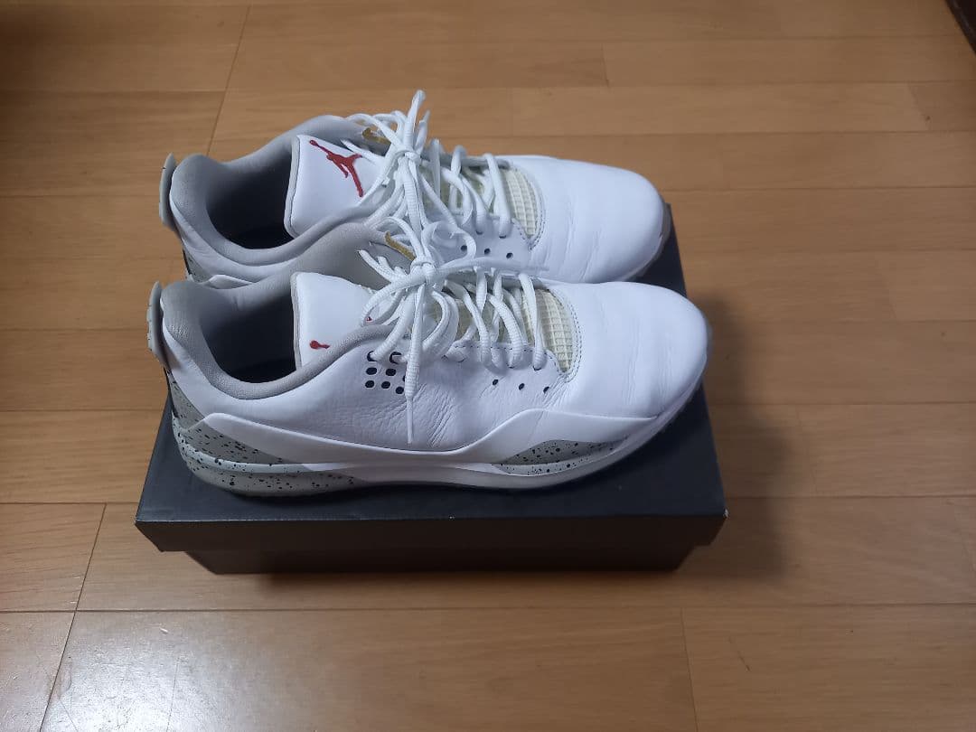 Jordan ホワイト スニーカー