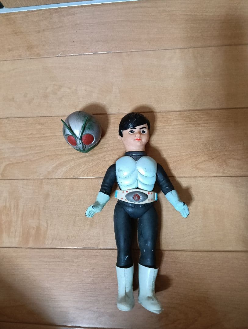 当時物初代仮面ライダー フィギュア ヘルメット付き