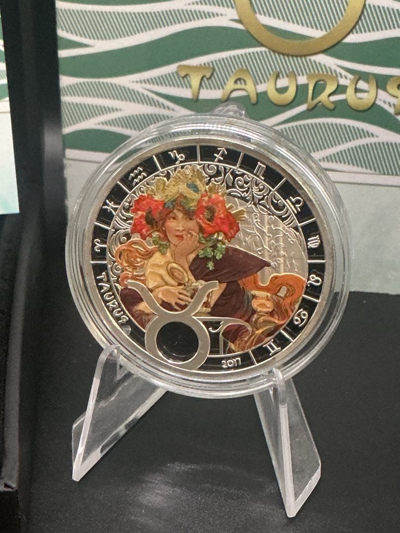 ミュシャ × 黄道十二宮 ― 牡牛座、Taurus　銀メッキ付き白銅貨