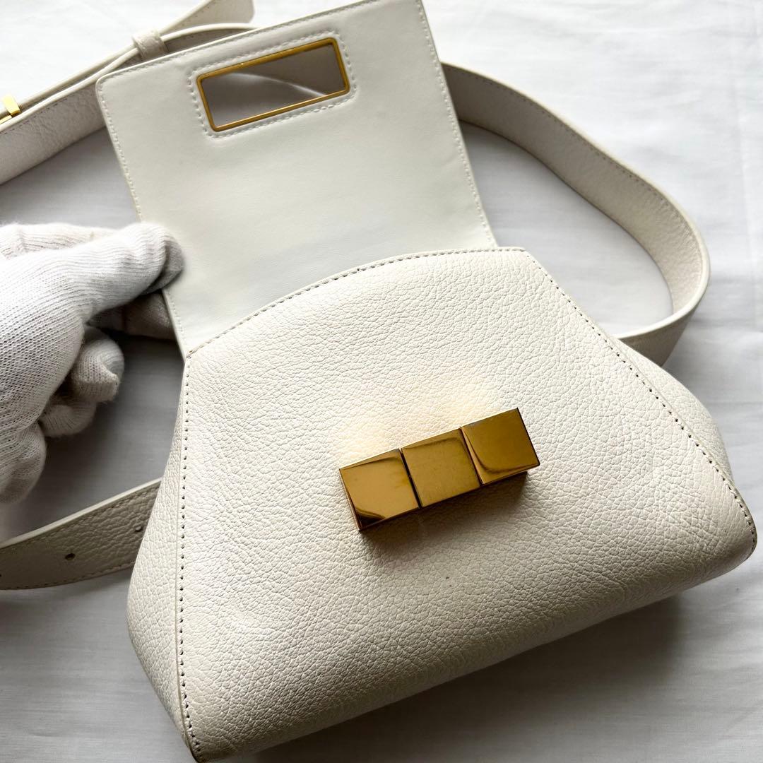 ■高級感■ BOTTEGA VENETA ショルダーバッグ　ダニエルリー