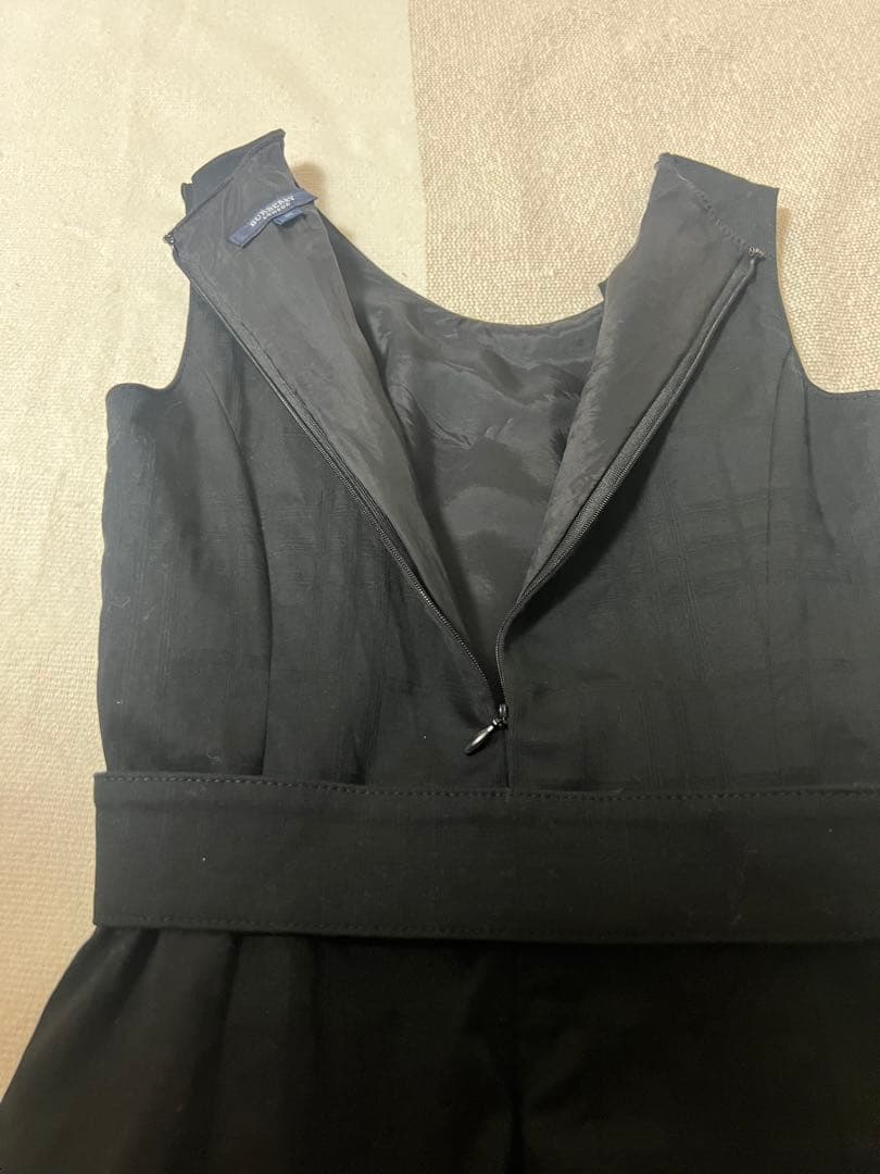 【美品】BURBERRYLONDONシャドーチェックワンピースワンピース 黒38