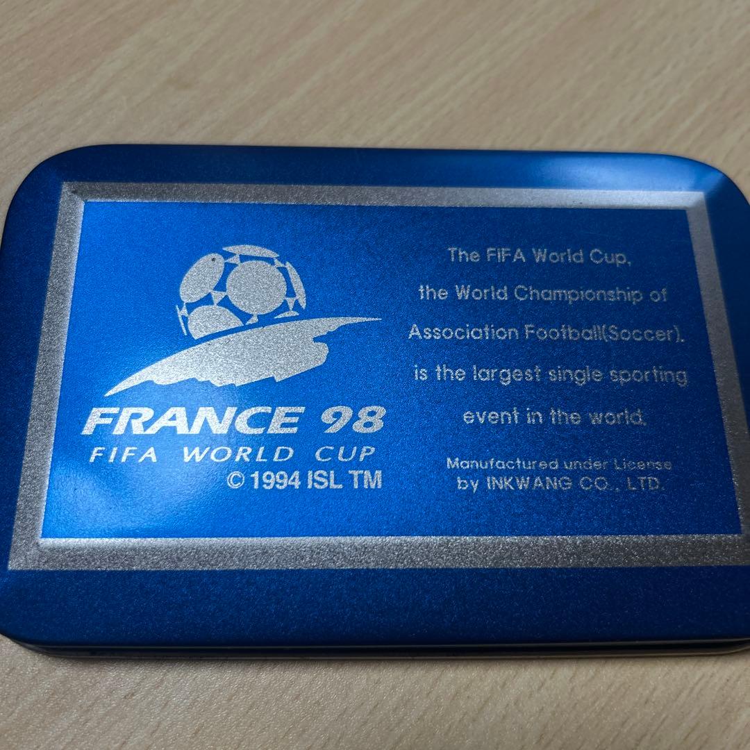 FIFA WORLD CUP 記念ライターとキーホルダー
