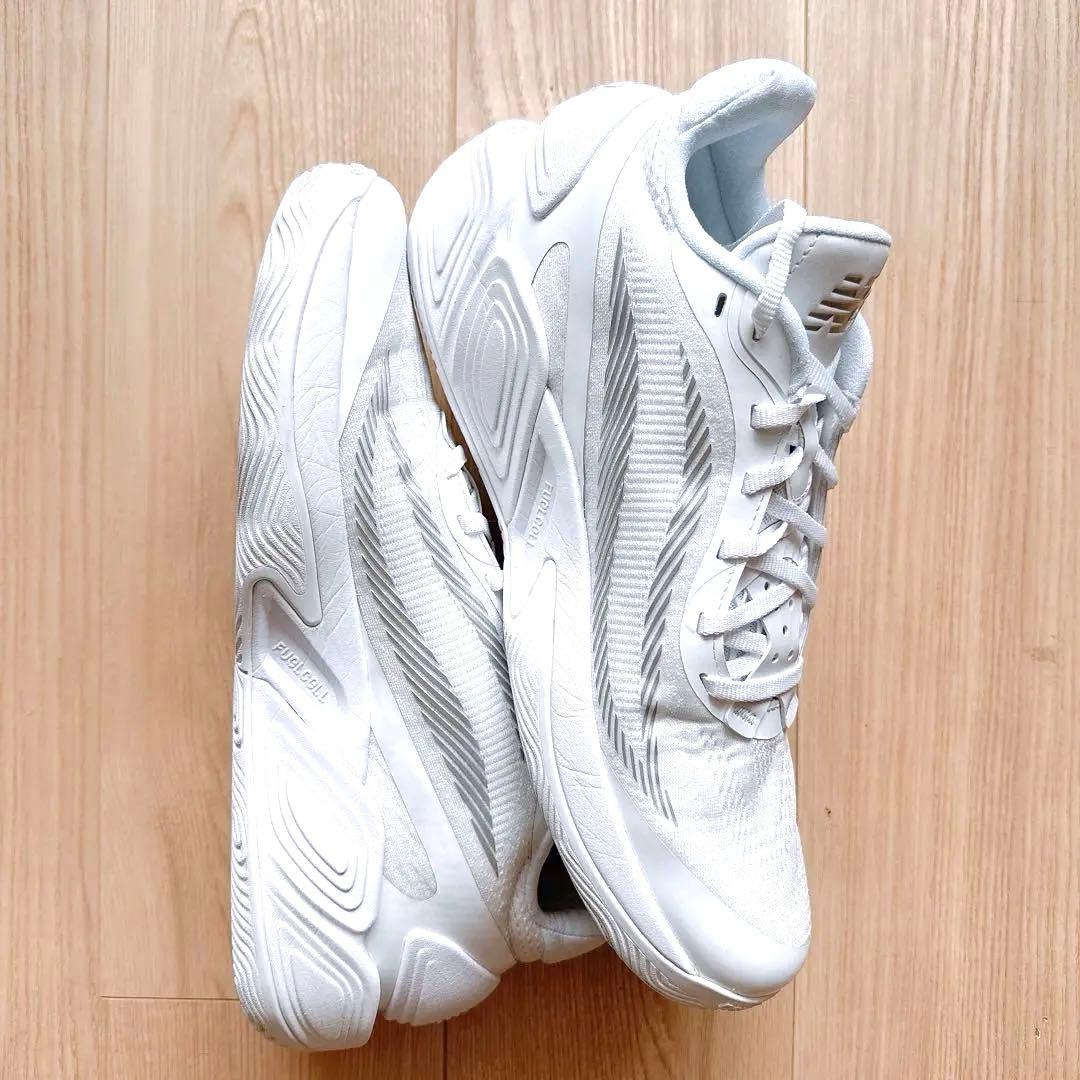 【ほぼ未使用】New Balance TWO WXY v5【28.5cm】