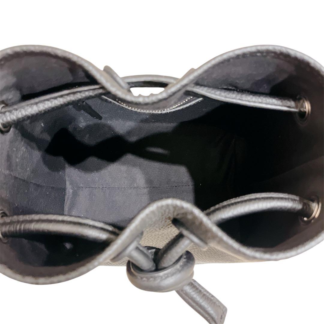 【極美品】 VASIC ヴァジック ボンドミニ ハンドバッグ ブラック レザー