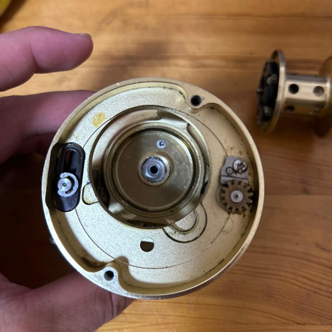 シマノ カルカッタ200XT