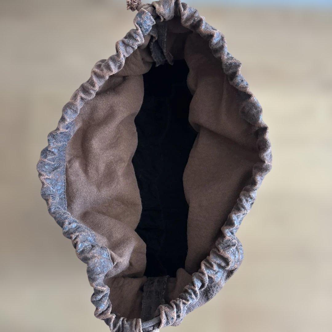 山葡萄カゴバッグ　丁寧な手仕事　柿渋染め中布巾着付き　菊花紋　籠目