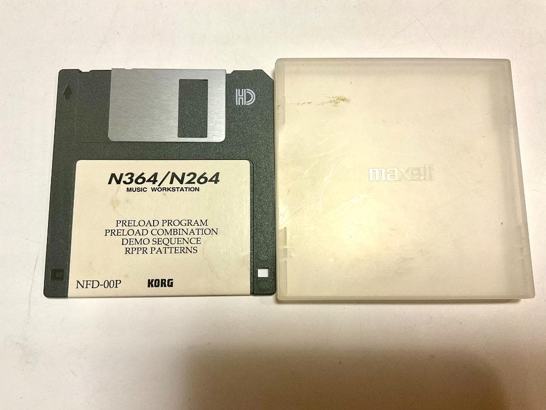 KORG コルグ　N364 シンセサイザー　音楽ワークステーション