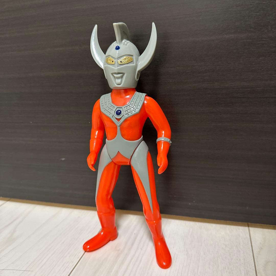 ウルトラマンタロウ　ソフビフィギュア　ブルマァク　円谷プロ バンダイ