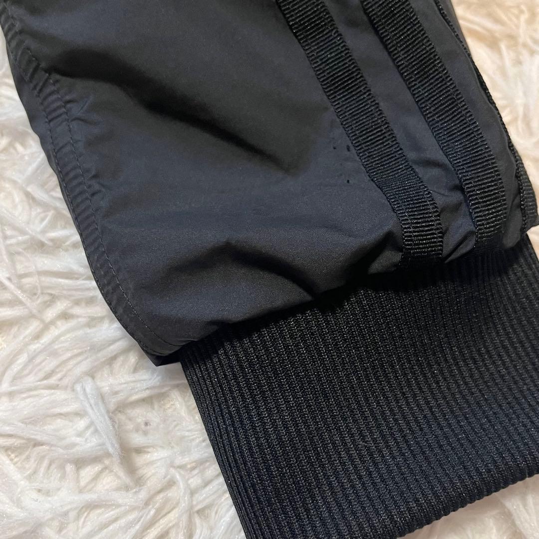 adidas アディダスウインドブレーカーセットアップ　ブラック 黒