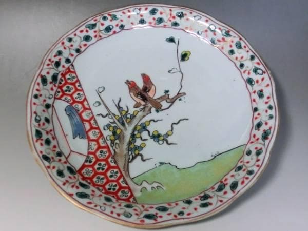 皿■古い赤絵 鳥紋 春 花弁型 春 箱付き 古玩 花唐草 時代物 骨董品■