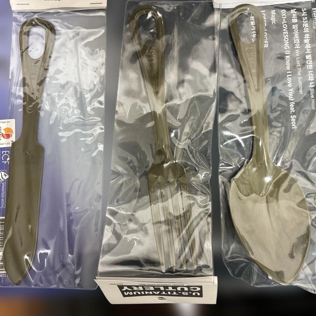 BRUNT チタンスプーン　フォーク　ナイフ　オリーブ　3点セット　未使用