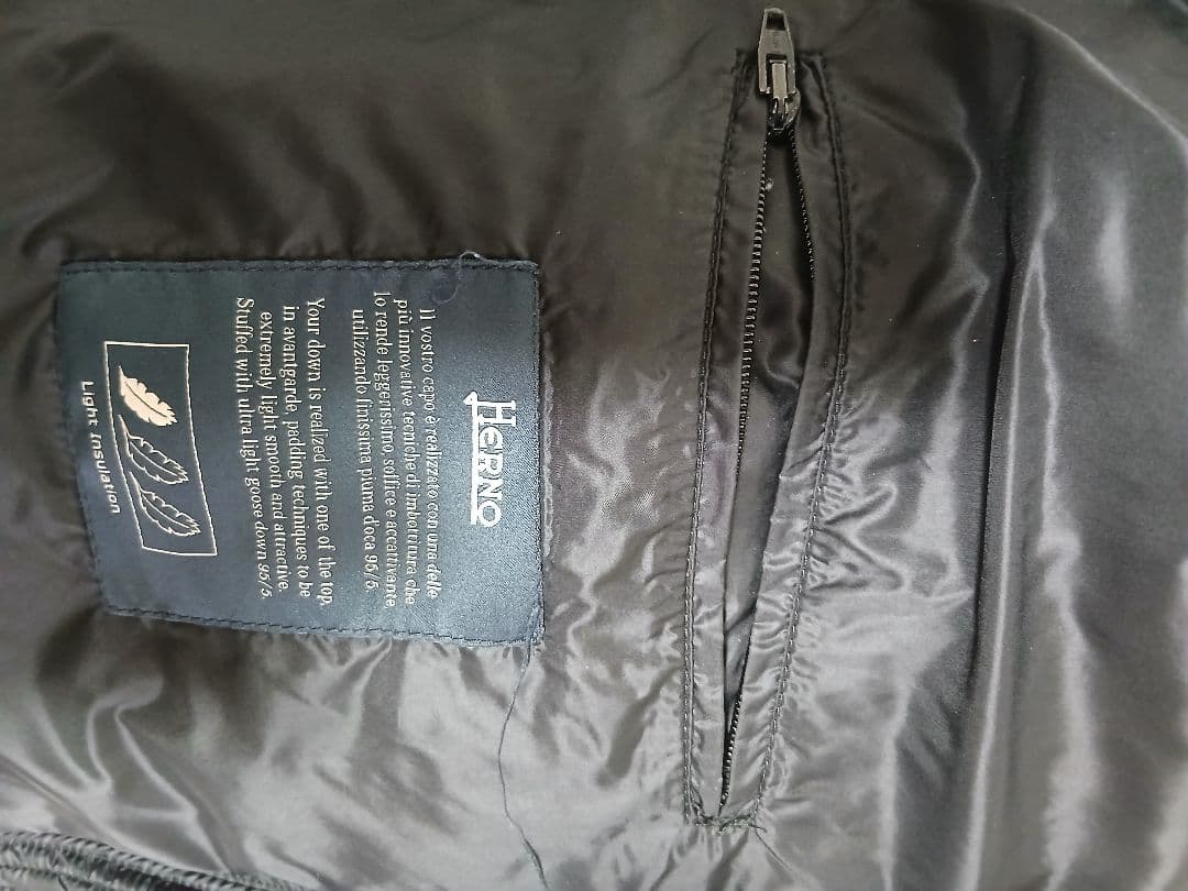 Herno 最終値引き価格！超軽量！ ブラック ダウンジャケット 　L