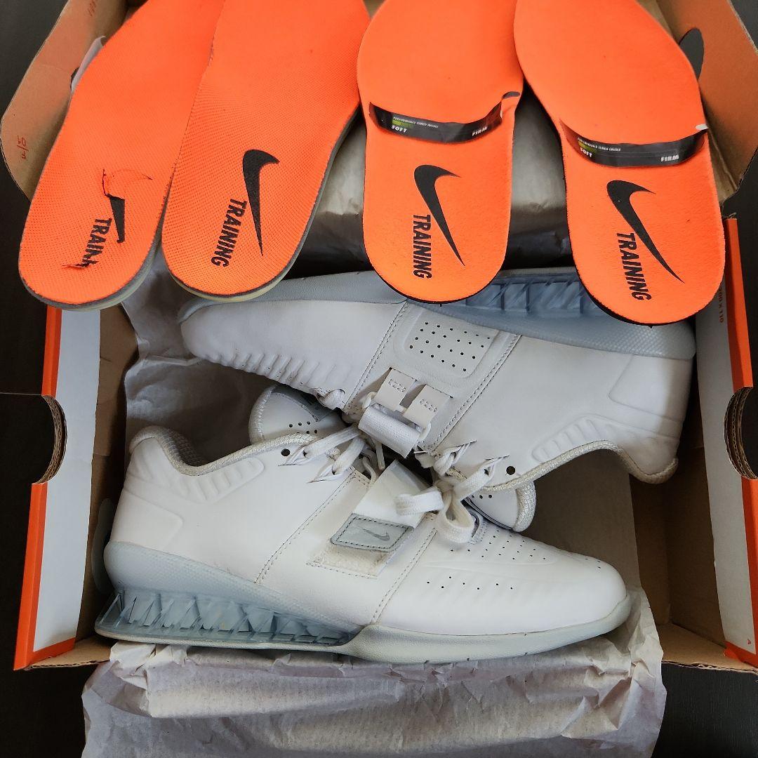 が*う様 プ*ー様 NIKE ROMALEOS 3XD（ナイキ ロマレオス）ホワ