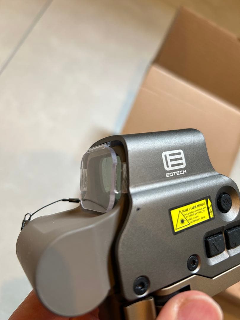 EVOLUTION GEAR製マグニファイア ドットサイトFDEカラー