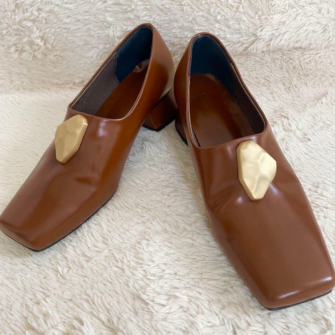 オソイ　ローファー　パンプス　MARGOT ゴールド金具