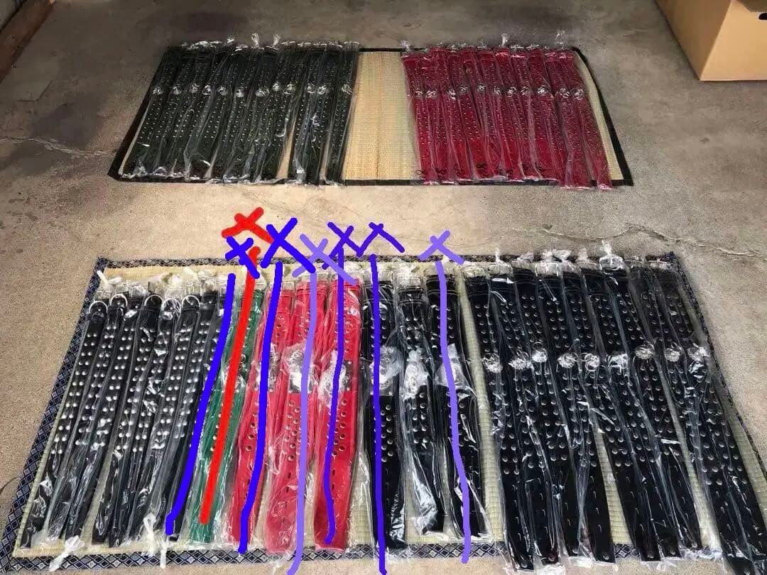 スタッズデザイン　犬　首輪（複数色）大型犬