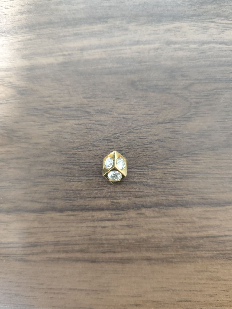 K18刻印入り ピアス