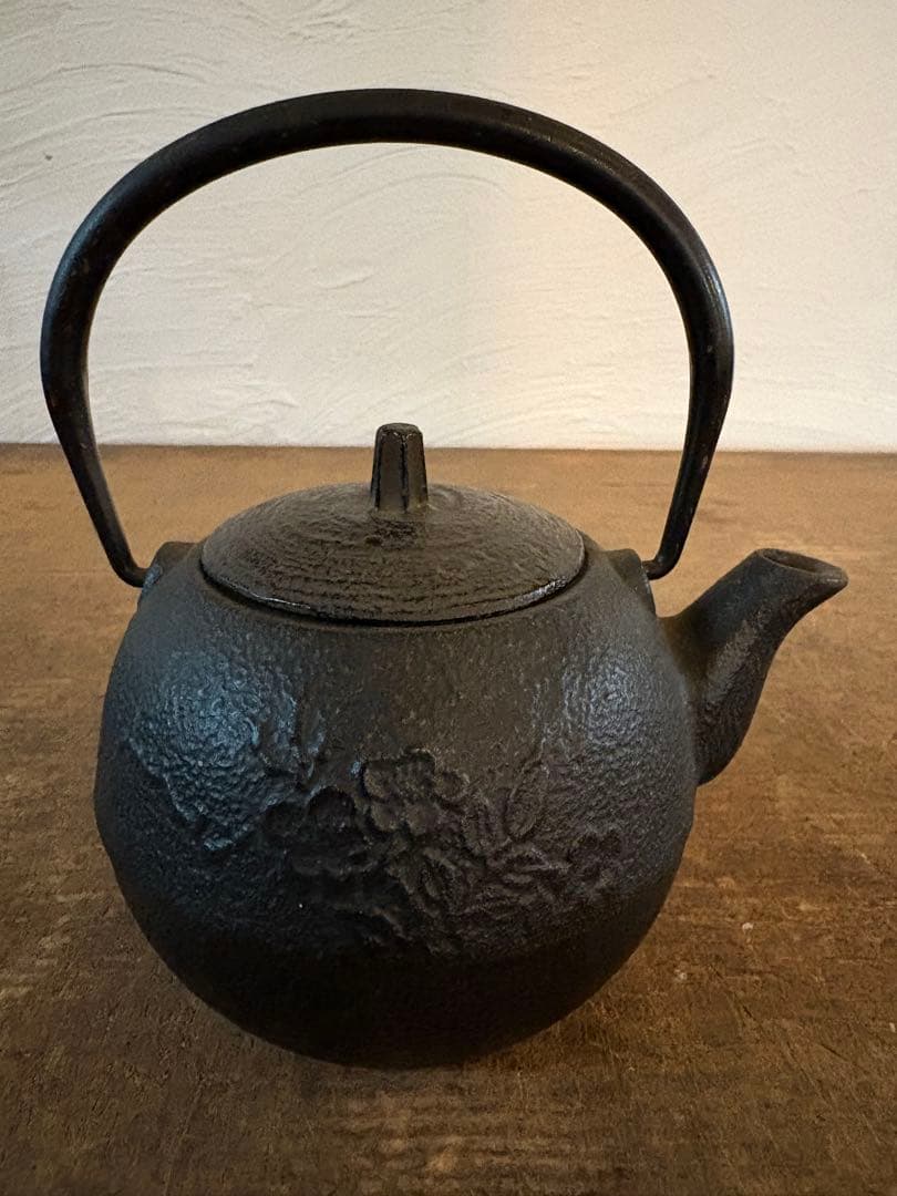 南部鉄器　鉄瓶　急須　梅