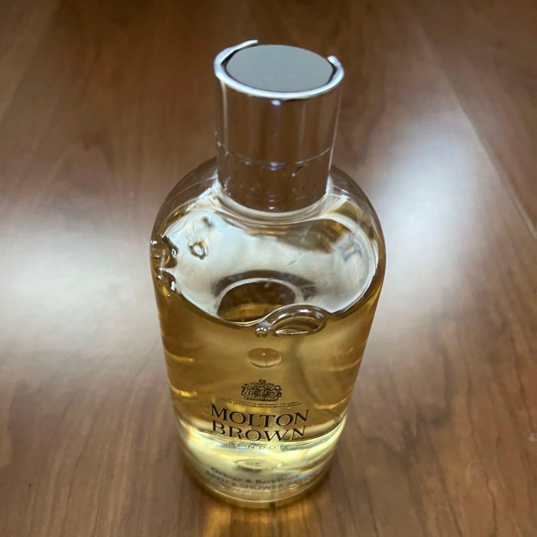 新品 Molton Brown バス＆シャワージェル 300ml 3本セット