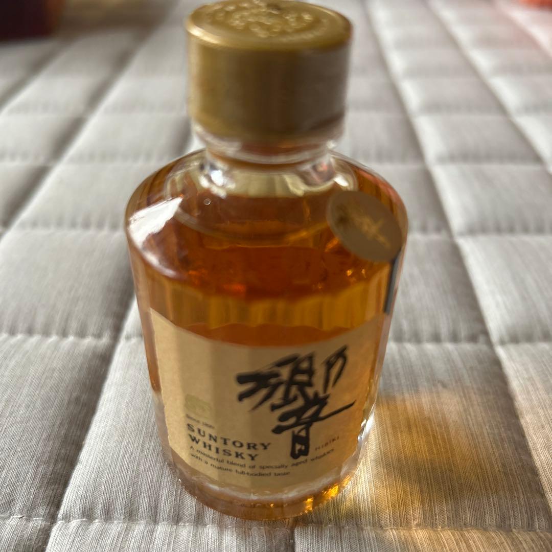 旧ラベルSUNTORY [響]ゴールドキャップ ミニボトル　50ml 43%