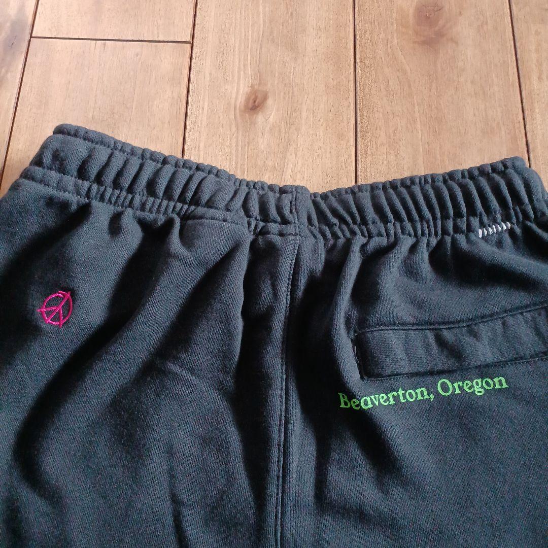 NIKE ワールドツアー スウェットセットアップ 黒　刺繍ロゴ