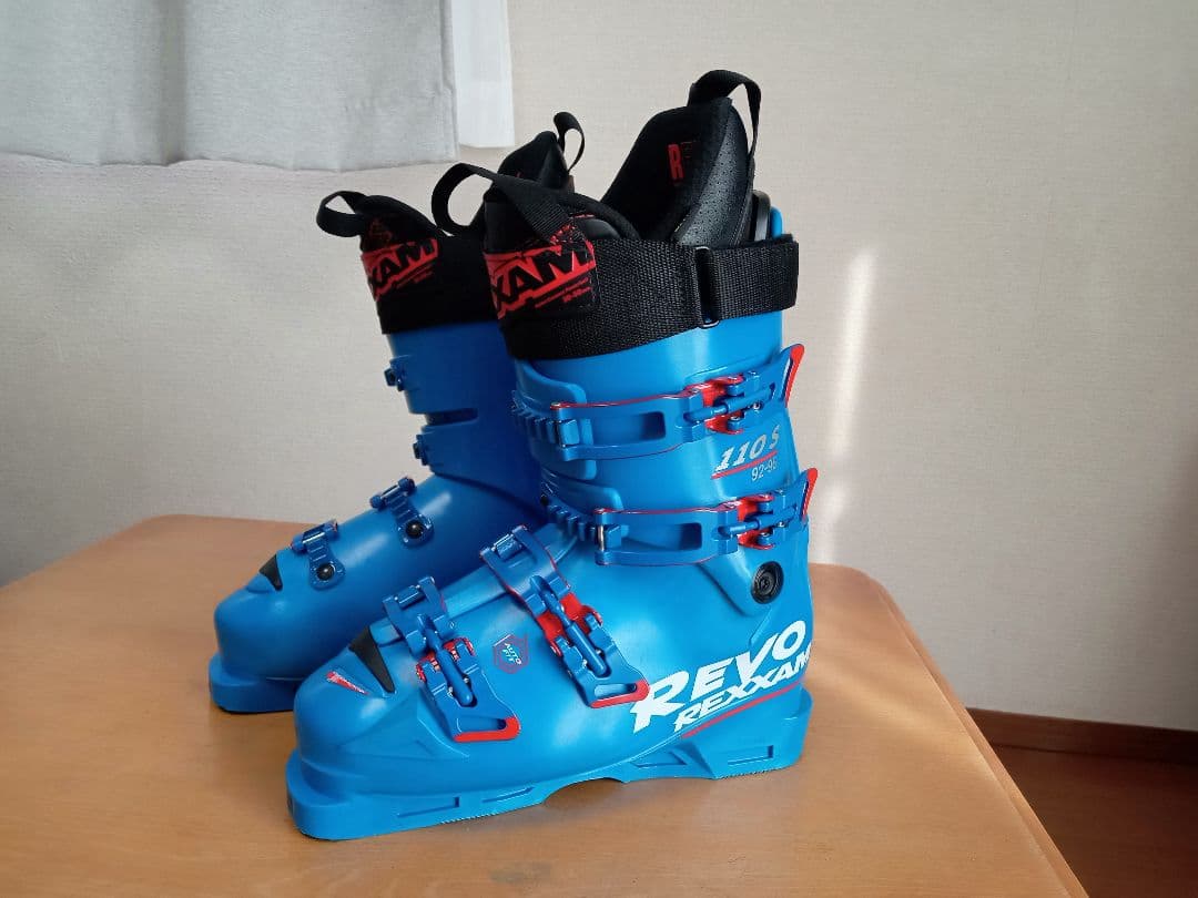 REXXAM REVO 110S 左足甲シェル出し済