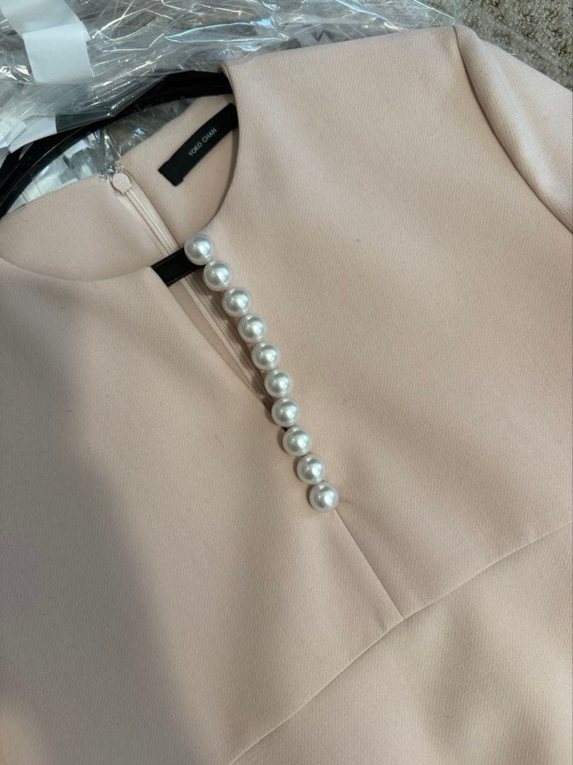 愛乃　ヨーコチャン ワンピース　フリル　ペプラムロングスリーブ