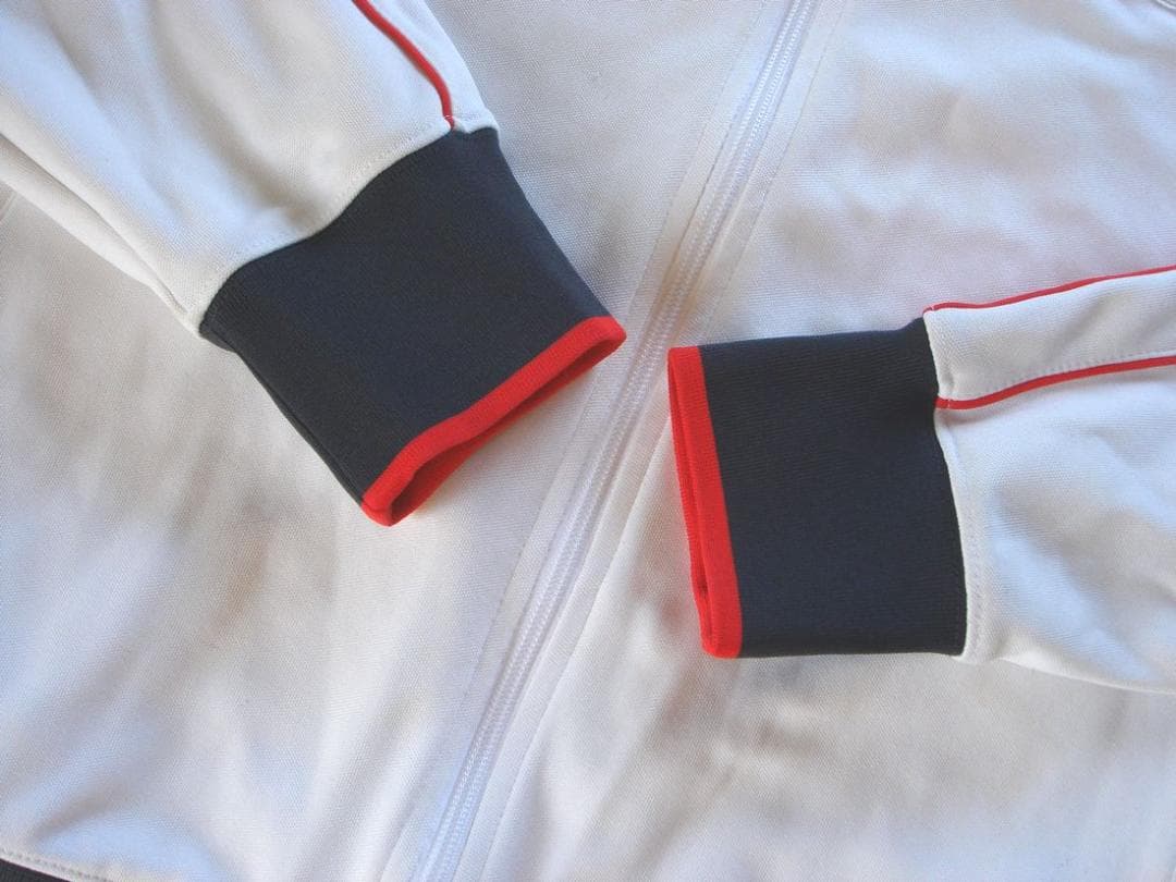 マンチェスターユナイテッド NIKE トラックジャケット