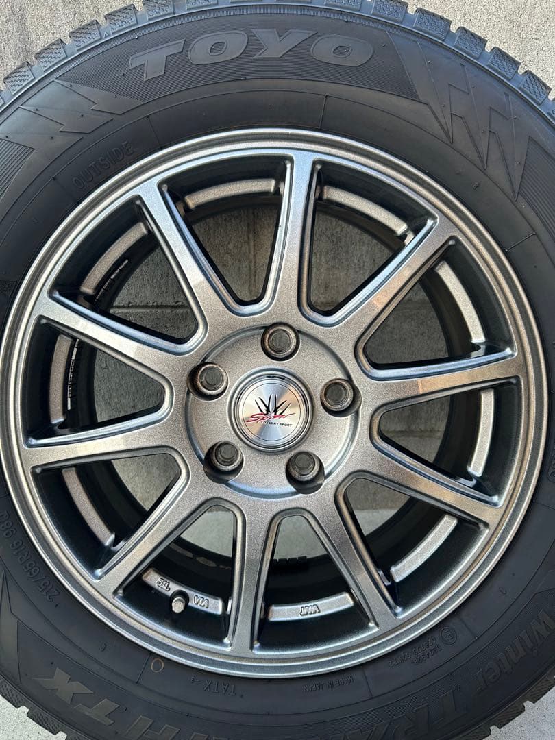 【美品！送料込み！値下げ交渉可】23年製　スタッドレスタイヤホイール4本セット